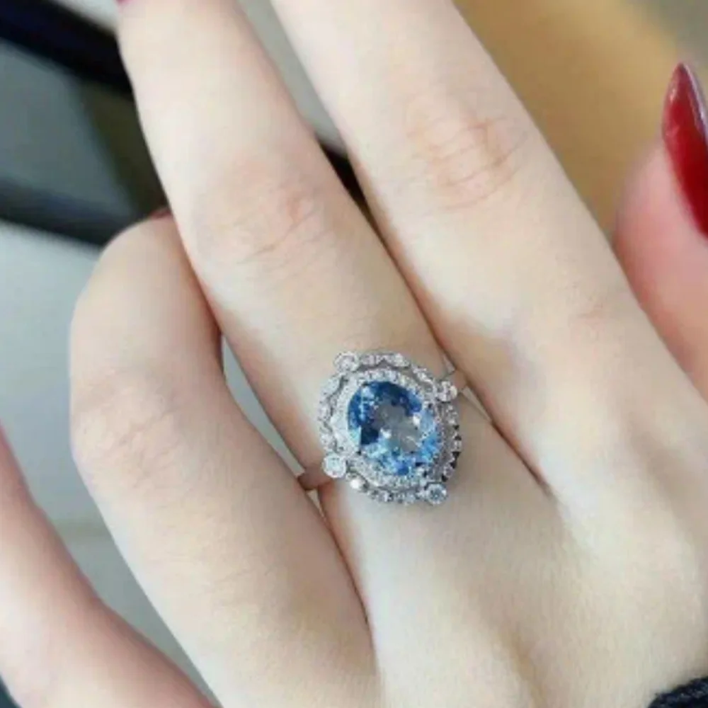 SALE ** BRAND NEW ** GORGEOUS VINTAGE OCEAN BLUE TOPAZ AND DIAMOND RING